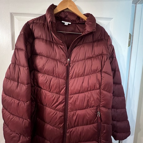 Charter Club Women’s Maroon Puffer Jacket Size XXL NWT Full zip  ( No HOOD) - Picture 1 of 8